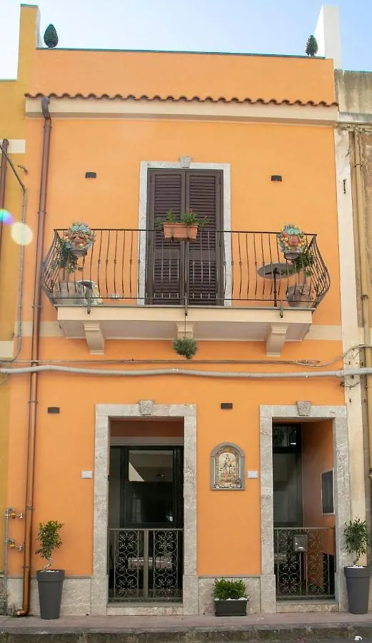 I Mori Apartamento Santa Teresa Di Riva 0*,