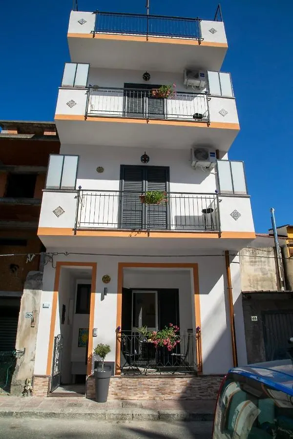 I Mori Apartment Santa Teresa Di Riva