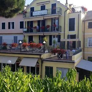 Giada , Moneglia Italien